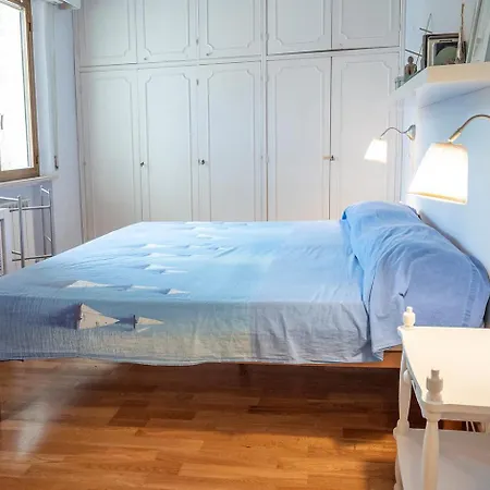 Apartmán Singola, Quadrilocale Con Giardino A Numana