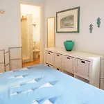 N269 - Singola, Quadrilocale Con Giardino A *
