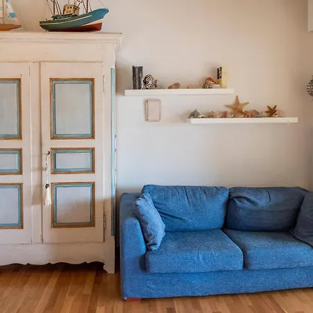N269 - Singola, Quadrilocale Con Giardino A